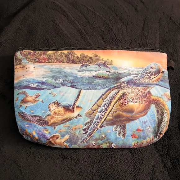 NEW- Cosmetic bag- Sea Turtles - Picture 6 of 6